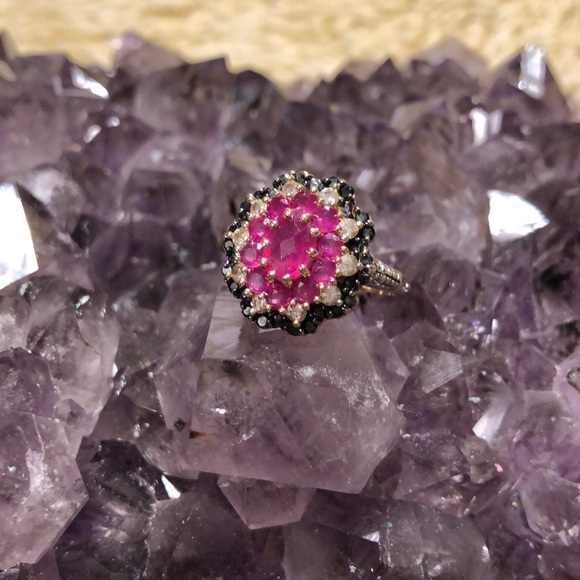 💐PRICE DROP 💐10K Ruby/White Sapphire/Black Diamond Ring - Picture 2 of 8